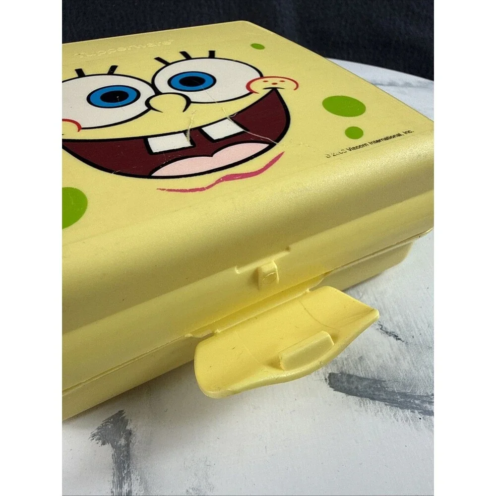Vintage Tupperware SpongeBob SquarePants Sandwich Keeper Container Made in USA